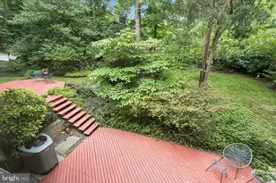 8108 Hamilton Spring Rd, Bethesda, MD 20817 - Photo 31