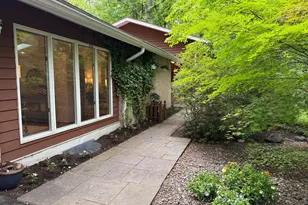 8108 Hamilton Spring Rd, Bethesda, MD 20817 - Photo 3