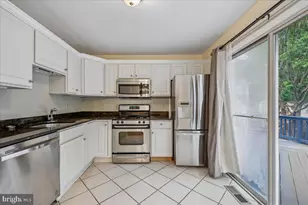 8215 Mallory Terrace, Gaithersburg, MD 20879 - Photo 3