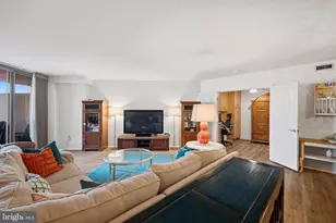 7111 Woodmont Ave, Bethesda, MD 20815 - Photo 17
