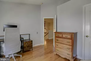 11906 Castlegate Ct, Rockville, MD 20852 - Photo 19