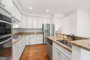 8377 Broderick Cir, Gaithersburg, MD 20877 - Photo 15