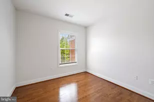 8377 Broderick Cir, Gaithersburg, MD 20877 - Photo 23
