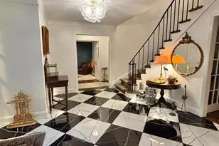 8101 Buckspark Ln E, Potomac, MD 20854 - Photo 11