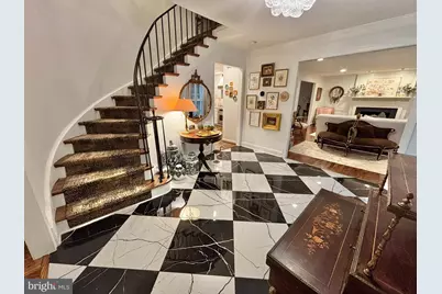 8101 Buckspark Lane E, Potomac, MD 20854 - Photo 13