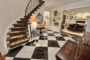 8101 Buckspark Ln E, Potomac, MD 20854 - Photo 13