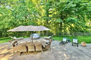 8101 Buckspark Ln E, Potomac, MD 20854 - Photo 9
