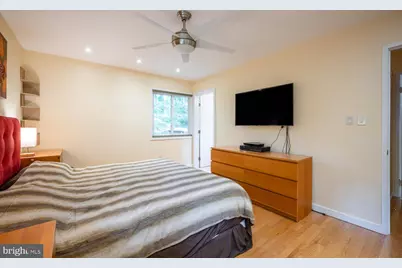 8313 Still Spring Court, Bethesda, MD 20817 - Photo 17