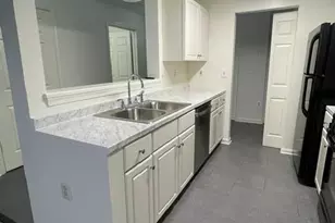 10022 Vanderbilt Cir, Gaithersburg, MD 20878 - Photo 9