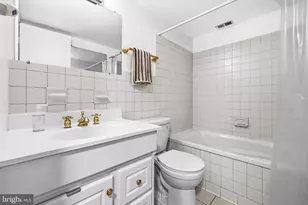 4 Monroe St, Rockville, MD 20850 - Photo 19
