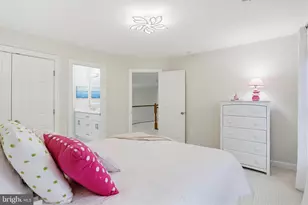16502 Harbour Town Dr, Ashton, MD 20861 - Photo 19