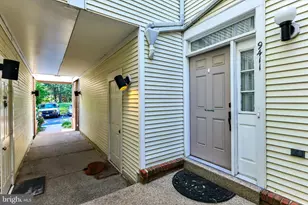 9411 Royal Bonnet Terrace, Gaithersburg, MD 20886 - Photo 5