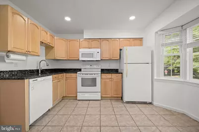 148 Barnsfield Court #204, Gaithersburg, MD 20878 - Photo 5