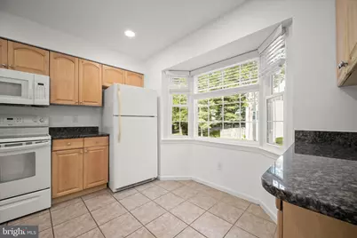 148 Barnsfield Court #204, Gaithersburg, MD 20878 - Photo 3
