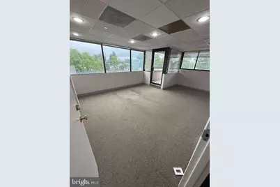 801 Wayne Avenue #400, Silver Spring, MD 20910 - Photo 3