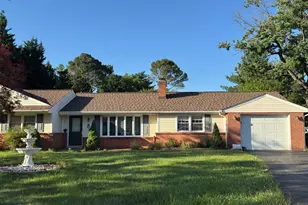 24109 Doreen Dr, Gaithersburg, MD 20882 - Photo 1