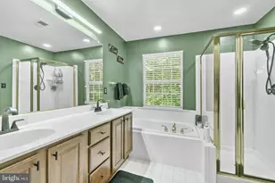 3908 Bryant Park Cir, Burtonsville, MD 20866 - Photo 19