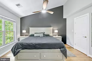 3908 Bryant Park Cir, Burtonsville, MD 20866 - Photo 17