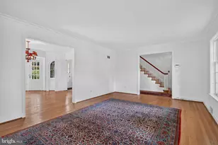 8112 Rayburn Rd, Bethesda, MD 20817 - Photo 9