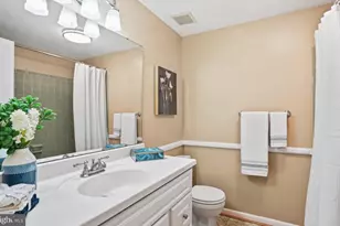 9001 Bannister Ln, Gaithersburg, MD 20879 - Photo 13