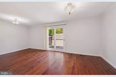 11709 Ashworth Court, Germantown, MD 20876 - Photo 17