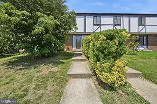11709 Ashworth Ct, Germantown, MD 20876 - Photo 1