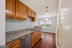 11709 Ashworth Ct, Germantown, MD 20876 - Photo 7