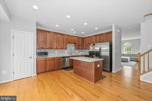 21 Inkberry Cir, Gaithersburg, MD 20877 - Photo 15