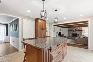 21917 Foxlair Rd, Gaithersburg, MD 20882 - Photo 7