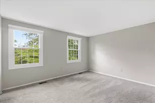 21917 Foxlair Rd, Gaithersburg, MD 20882 - Photo 31