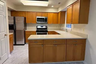 11035 Cedarwood Dr, Rockville, MD 20852 - Photo 9
