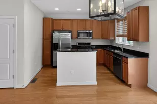 11601 Leesborough Cir, Silver Spring, MD 20902 - Photo 15