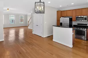 11601 Leesborough Cir, Silver Spring, MD 20902 - Photo 17