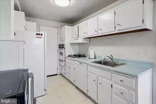 10201 Grosvenor, Rockville, MD 20852 - Photo 13