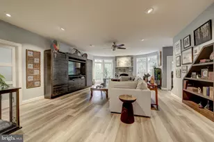 13101 Ridge Dr, Rockville, MD 20850 - Photo 5