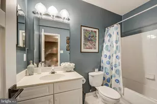 13101 Ridge Dr, Rockville, MD 20850 - Photo 41