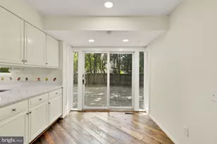 8416 Fox Run, Potomac, MD 20854 - Photo 21