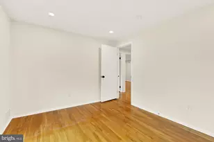 8416 Fox Run, Potomac, MD 20854 - Photo 33