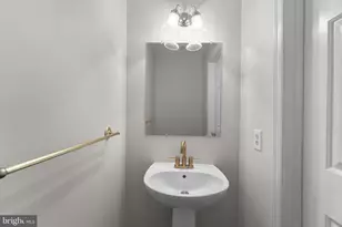 22707 Timber Creek Ln, Clarksburg, MD 20871 - Photo 27