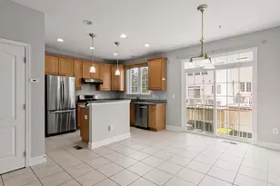 563 Pelican Ave, Gaithersburg, MD 20877 - Photo 25