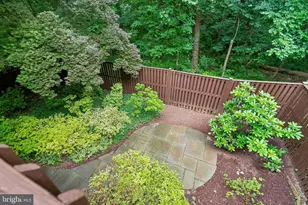 2 Tivoli Lake Ct, Silver Spring, MD 20906 - Photo 5