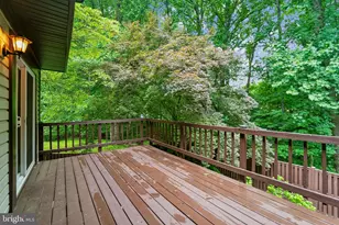 2 Tivoli Lake Ct, Silver Spring, MD 20906 - Photo 3
