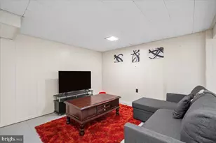 807 Brice Rd, Rockville, MD 20852 - Photo 29