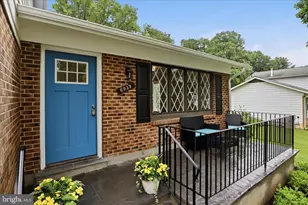 6939 Wick Ln, Rockville, MD 20855 - Photo 5