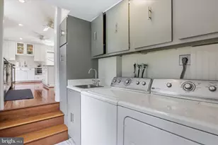 6939 Wick Ln, Rockville, MD 20855 - Photo 13