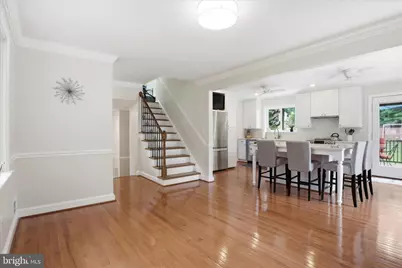 6939 Wick Lane, Rockville, MD 20855 - Photo 9