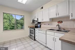 14805 Pennfield Cir, Silver Spring, MD 20906 - Photo 13