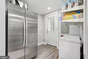 8803 Liberty Ln, Potomac, MD 20854 - Photo 53