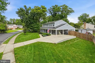 8803 Liberty Lane, Potomac, MD 20854 - Photo 5