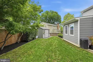 8803 Liberty Ln, Potomac, MD 20854 - Photo 59
